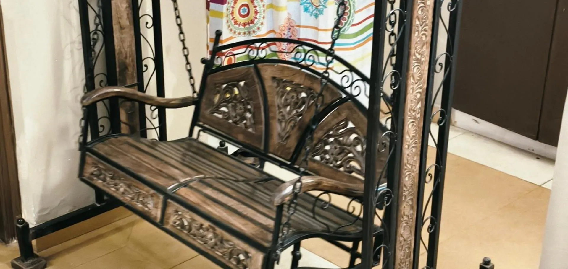 バラナシRatnakar Bhawanアパートメント ホームステイ バラナシ