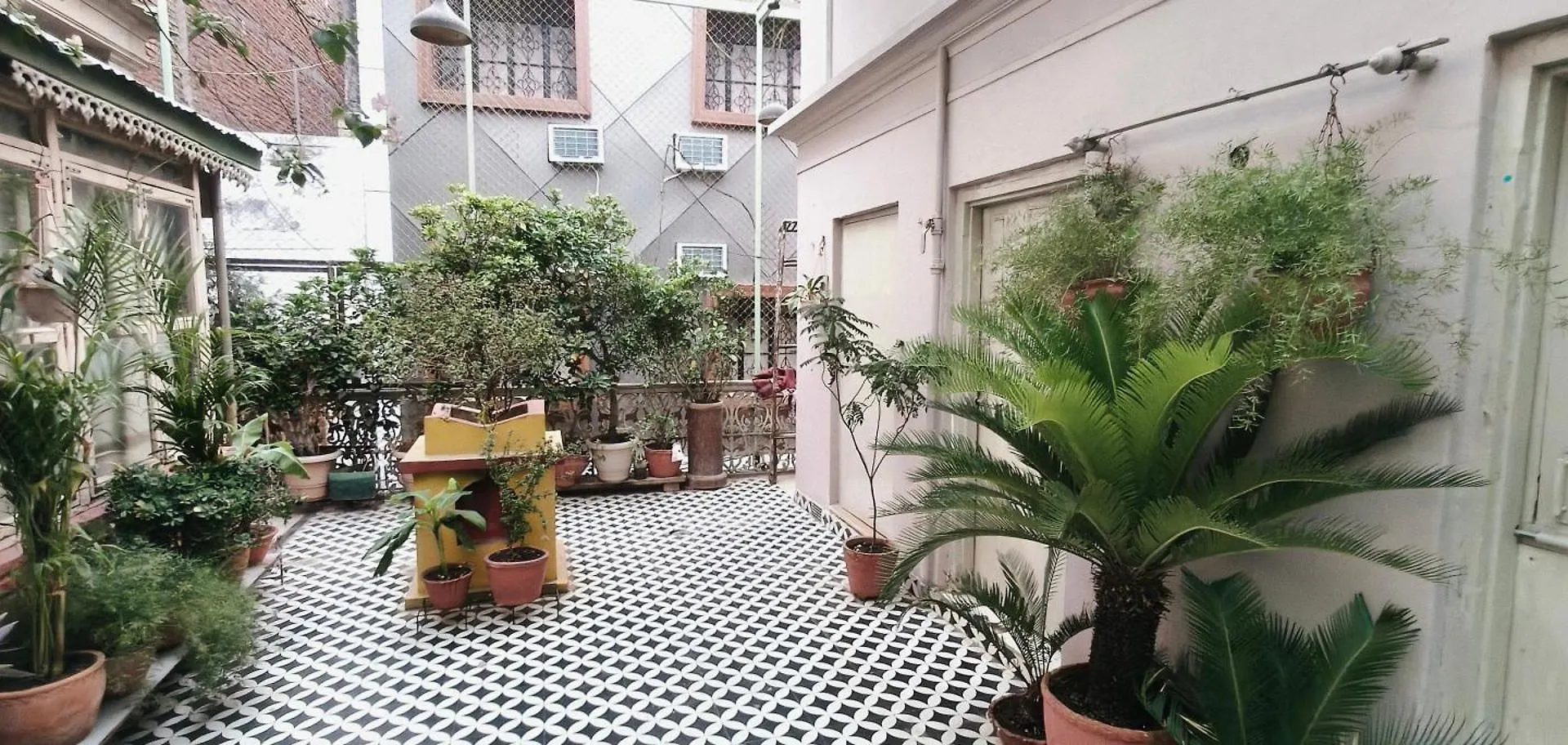 バラナシRatnakar Bhawanアパートメント インド